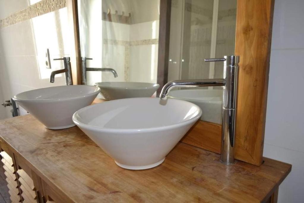 Grande Chambre Familiale Pour 2 A 5 Personnes Chef-Boutonne Exterior foto